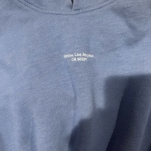 Venice hoodie small on me worn only 2 still in brand new shape
